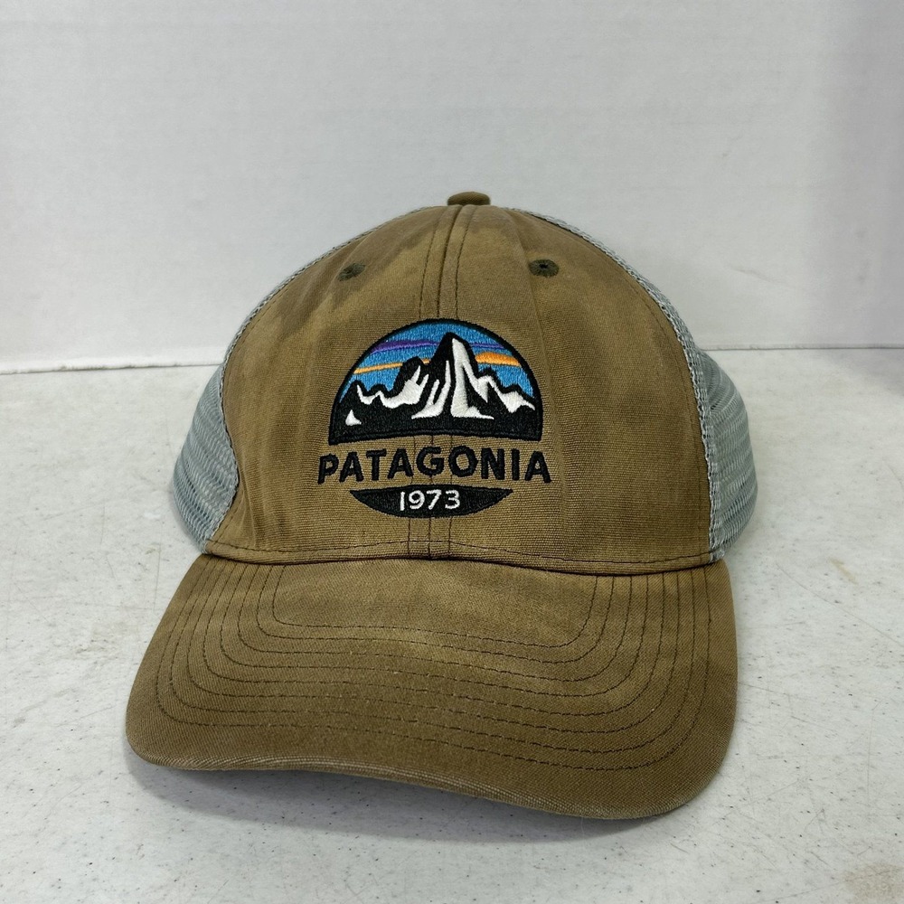 Patagonia 1973 Fitz Roy Mountain Trucker Hat Tan Gray Snapback Mesh Cap